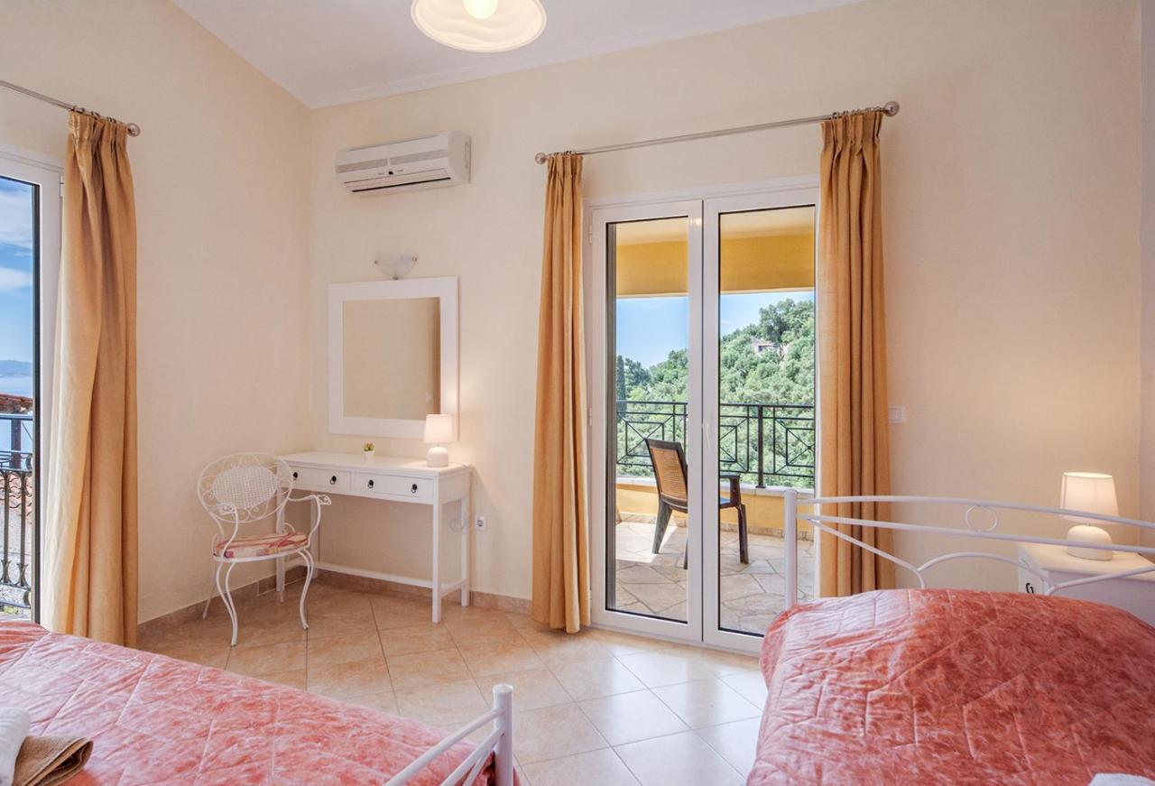 Villa Christina Nisaki  Ngoại thất bức ảnh