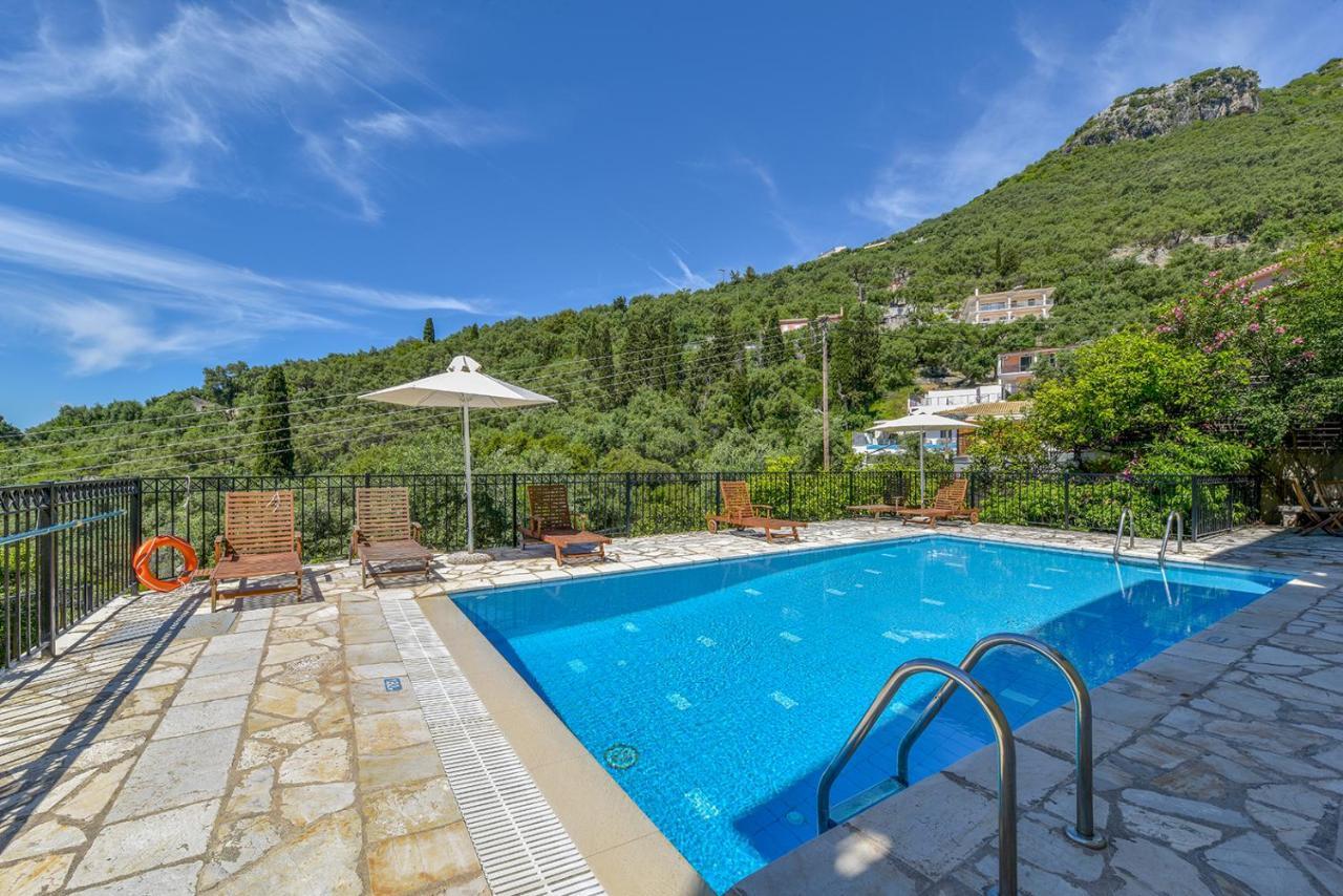 Villa Christina Nisaki  Ngoại thất bức ảnh